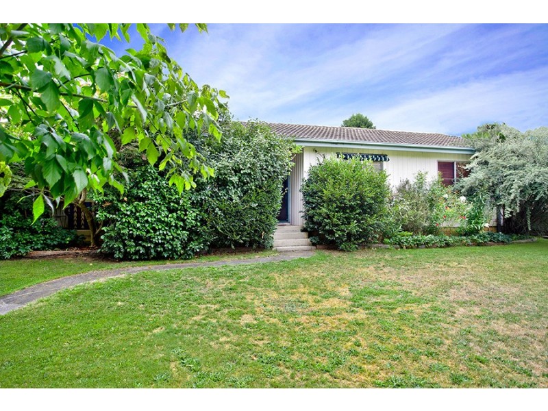 51 Maple Crescent, Lithgow NSW 2790