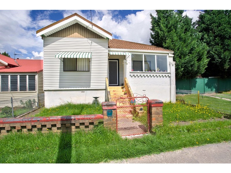 44 Clwydd Street, Lithgow NSW 2790