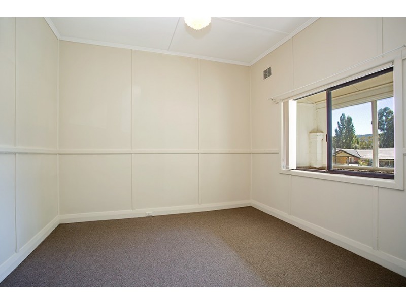 44 Clwydd Street, Lithgow NSW 2790