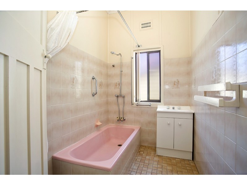 44 Clwydd Street, Lithgow NSW 2790