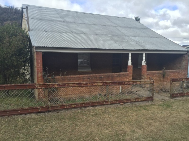 67 MACAULEY STREET, Lithgow NSW 2790