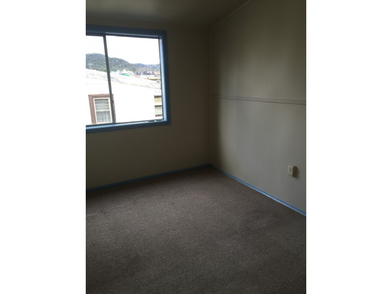 2/18 (REAR)Hayley Street, Lithgow NSW 2790