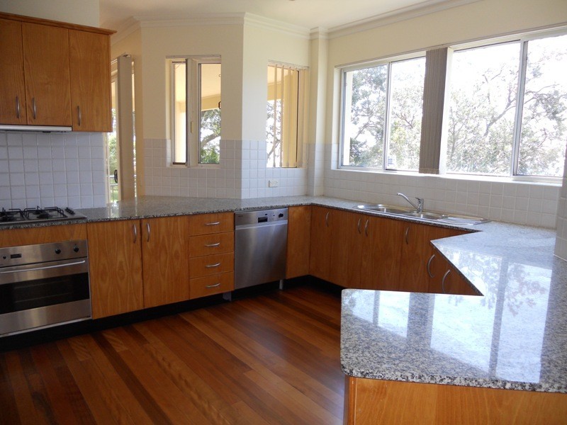 682 Lawrence Hargrave Drive, Coledale NSW 2515