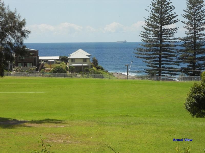 4 Elanora Pl, Coledale NSW 2515