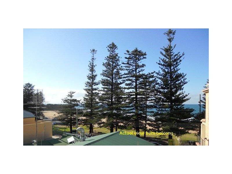 2/110 Lawrence Hargrave Drive, Austinmer NSW 2515