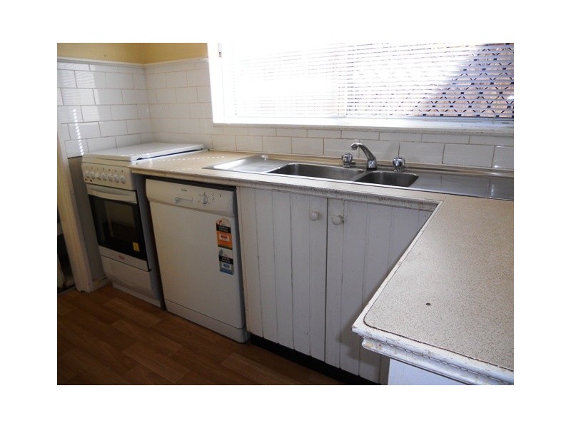 2/22 Ocean St, Thirroul NSW 2515