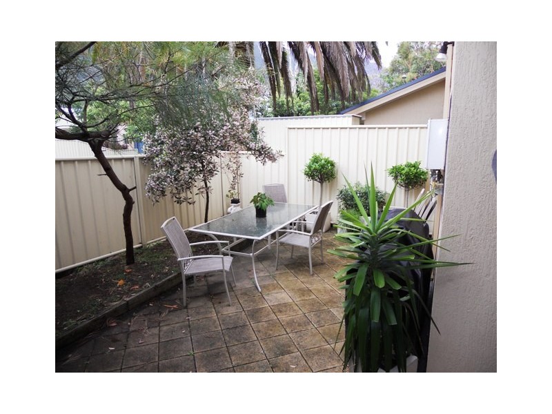 2/5 Oceana Pde, Austinmer NSW 2515