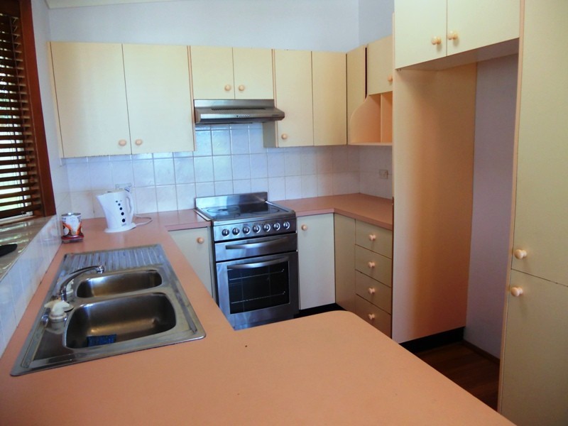 16 Railway Terrace, Scarborough NSW 2515