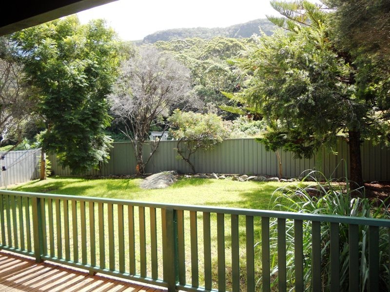 16 Railway Terrace, Scarborough NSW 2515