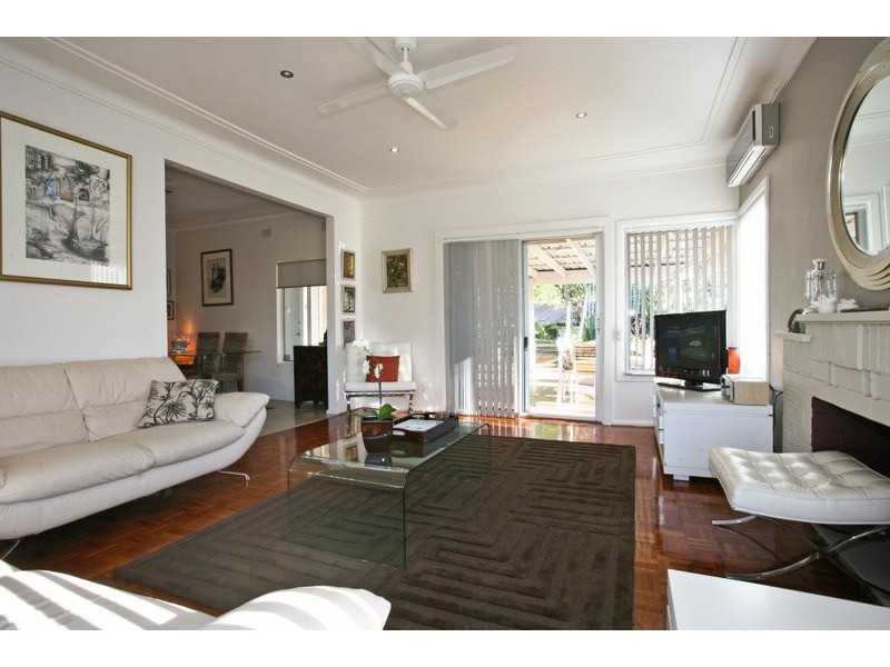 336 Lawrence Hargrave Drive, Thirroul NSW 2515