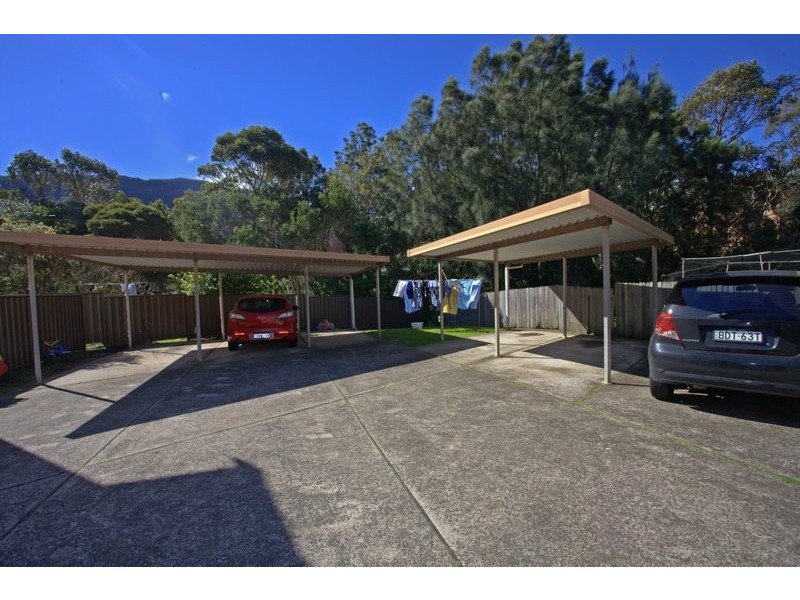 4/15 Henley Rd, Thirroul NSW 2515