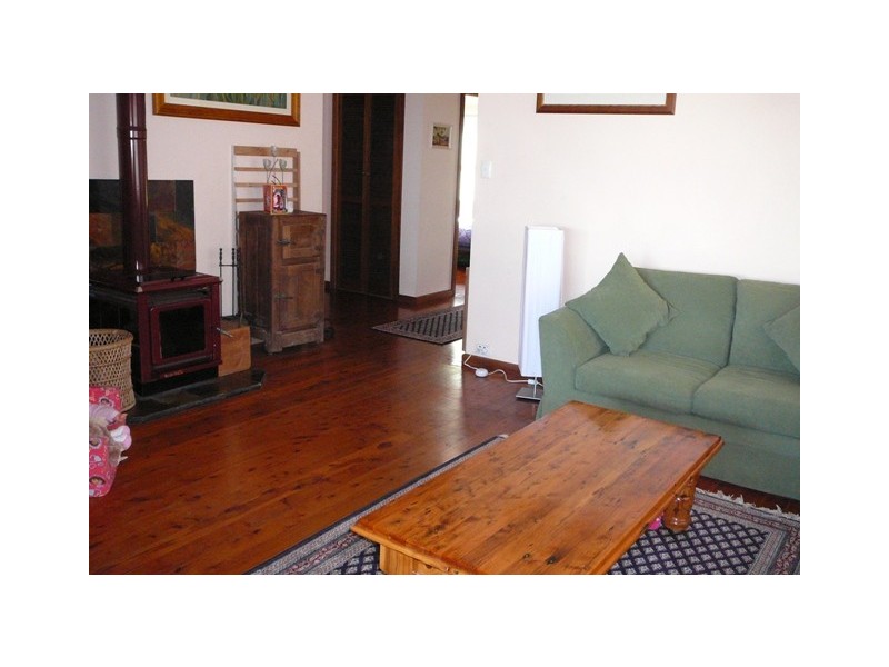 62 Princes Highway, Thirroul NSW 2515