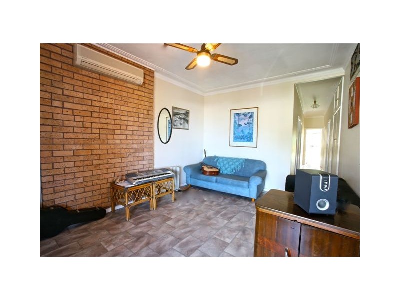 18 Young St, Coledale NSW 2515