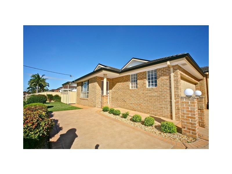 6/140 Meadow St, Balgownie NSW 2519