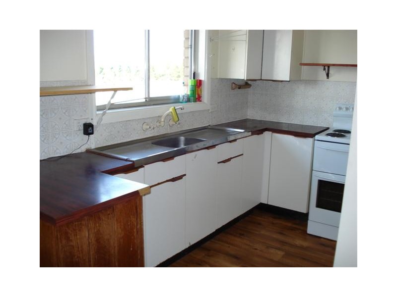 18 Ewin Street, Blayney NSW 2799