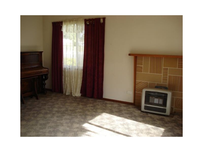 3 New Street, Lyndhurst NSW 2797