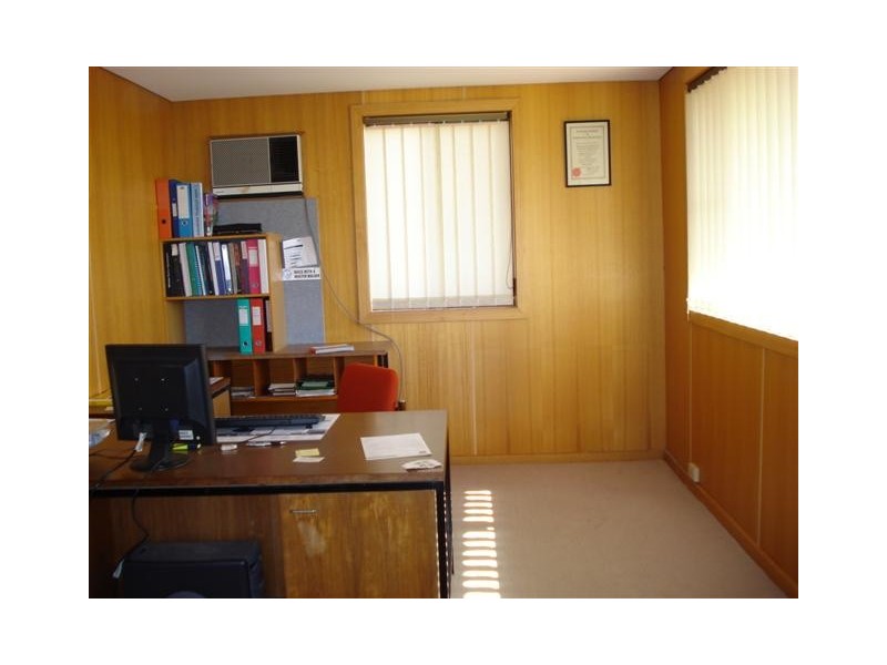 12 Hill Street, Blayney NSW 2799