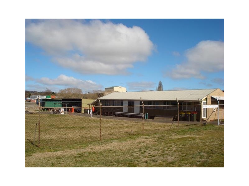 12 Hill Street, Blayney NSW 2799