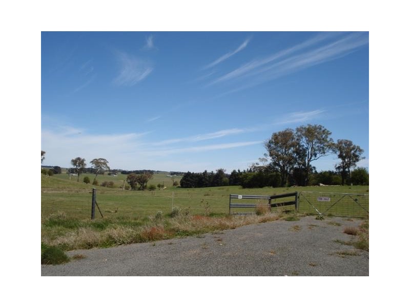 202-422 Charles Booth Way, Millthorpe NSW 2798