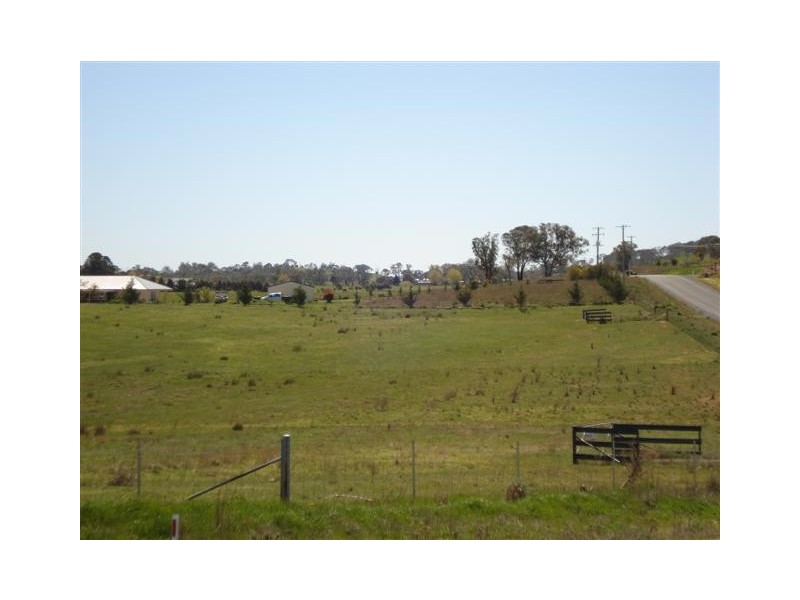 202-422 Charles Booth Way, Millthorpe NSW 2798