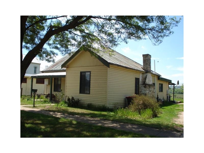 26 Adelaide Street, Blayney NSW 2799