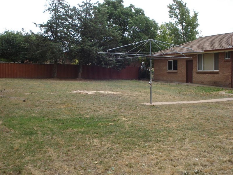 15 Amos Avenue, Blayney NSW 2799