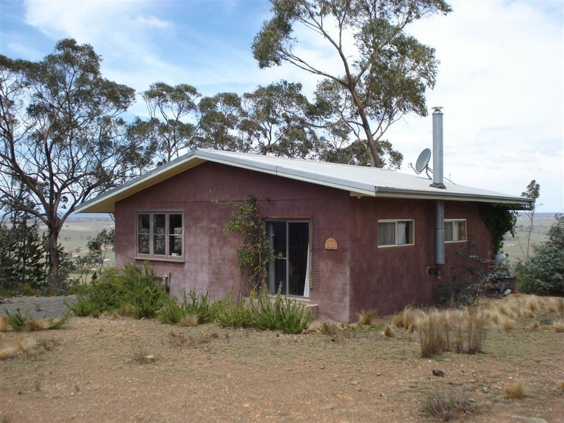 82 Kellys Road, Blayney NSW 2799