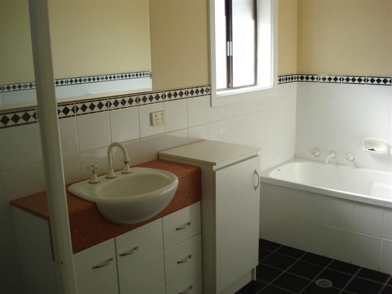 7 Napier Street, Blayney NSW 2799