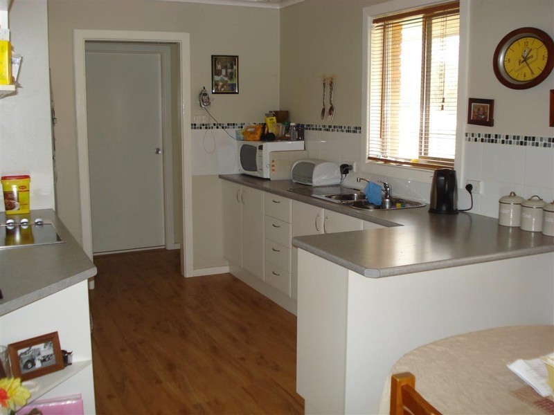 11 Somers Place, Blayney NSW 2799