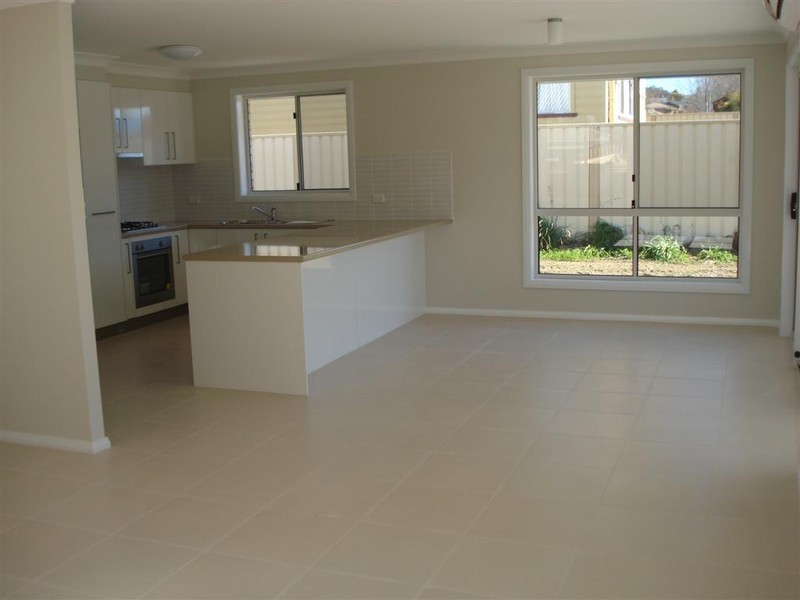 1 Charles Street, Blayney NSW 2799