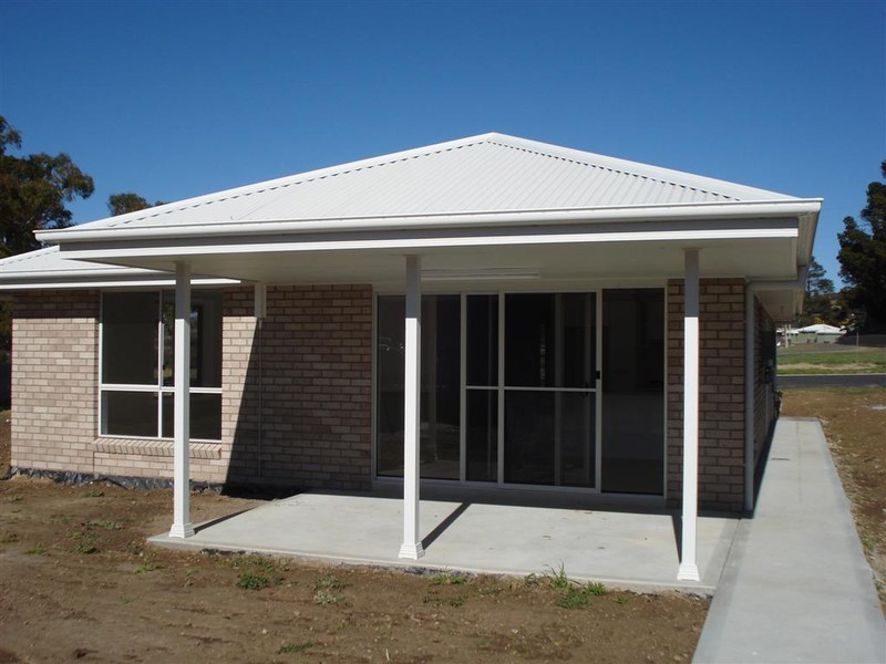 1 Charles Street, Blayney NSW 2799