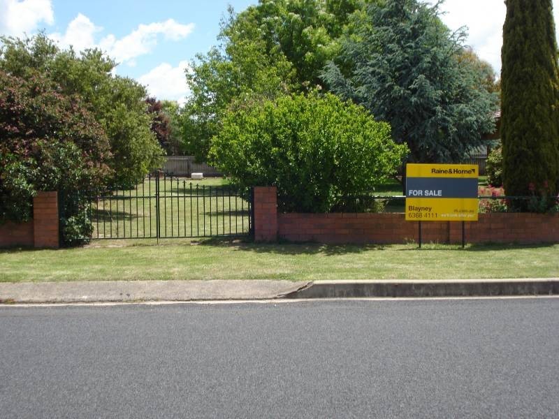 7 Marsden Street, Blayney NSW 2799