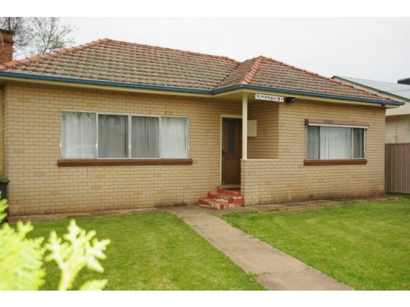 91 MARSH STREET, Wellington NSW 2820