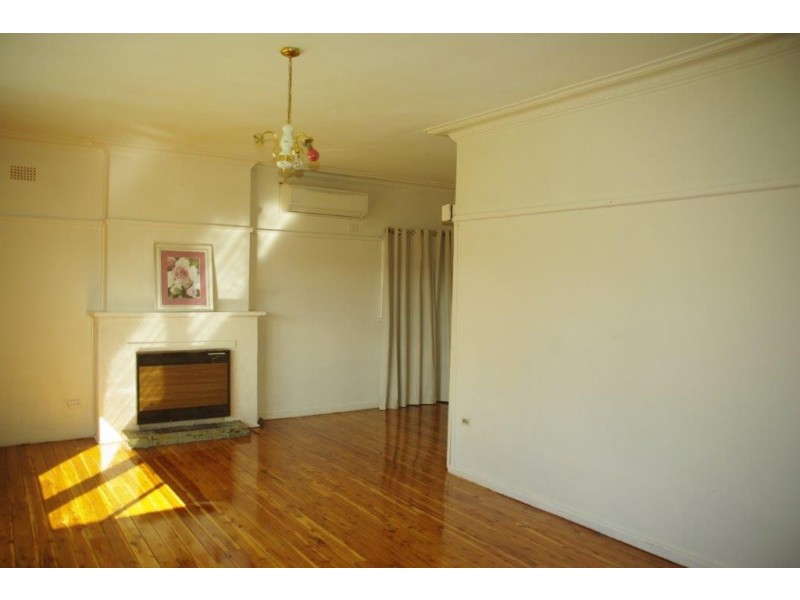 91 MARSH STREET, Wellington NSW 2820
