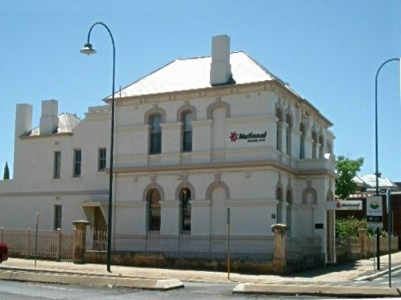 2 Swift Street, Wellington NSW 2820