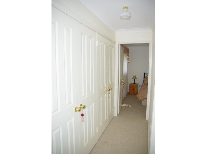 Unit 2 – 9 WHITELEY STREET, Wellington NSW 2820