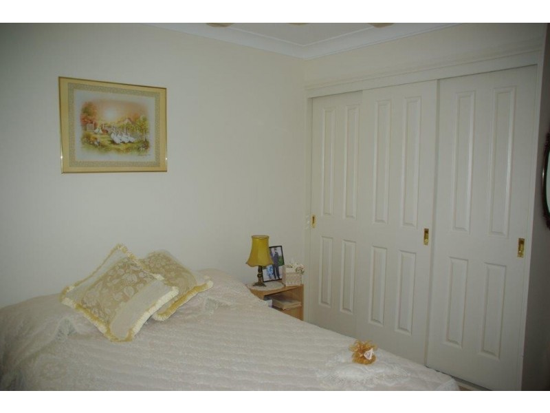 Unit 2 – 9 WHITELEY STREET, Wellington NSW 2820