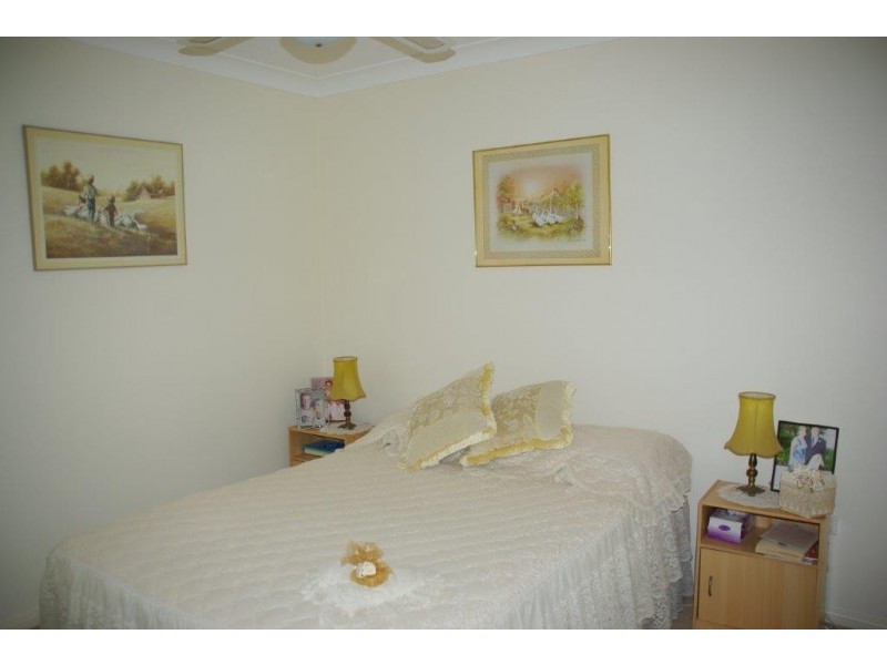 Unit 2 – 9 WHITELEY STREET, Wellington NSW 2820