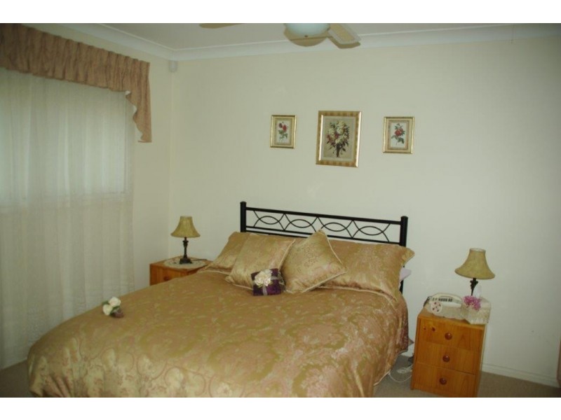 Unit 2 – 9 WHITELEY STREET, Wellington NSW 2820