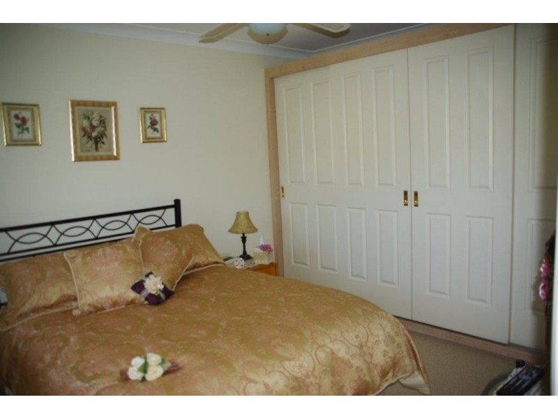 Unit 2 – 9 WHITELEY STREET, Wellington NSW 2820