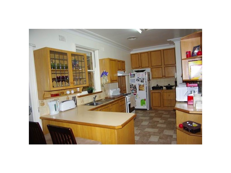 5 Arthur Street, Wellington NSW 2820