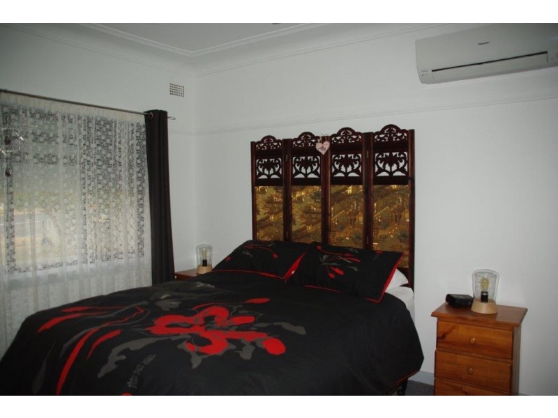 19 Hawkins Street, Wellington NSW 2820