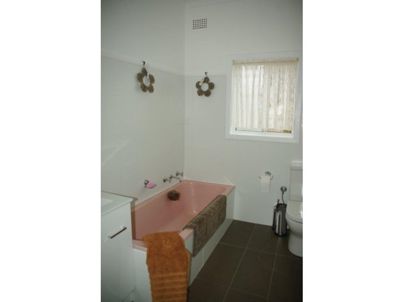 19 Hawkins Street, Wellington NSW 2820