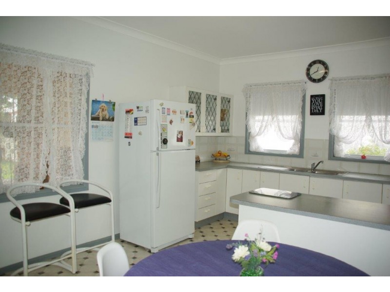 26 Lee Street, Wellington NSW 2820