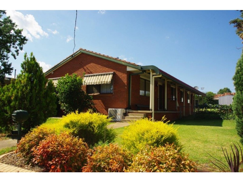 85 Gobolion Street, Wellington NSW 2820