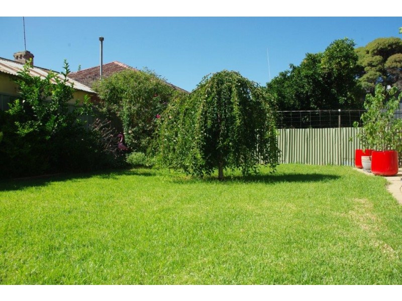 43 Whiteley Street, Wellington NSW 2820