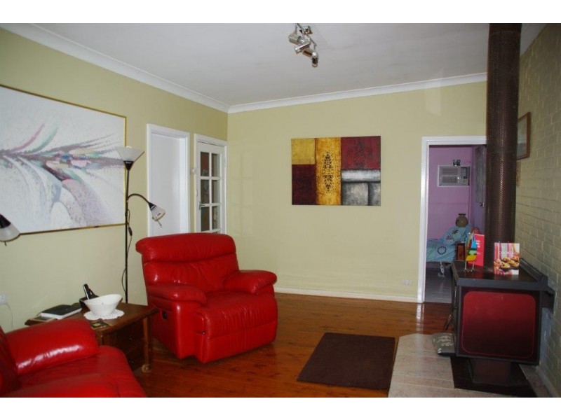 43 Whiteley Street, Wellington NSW 2820