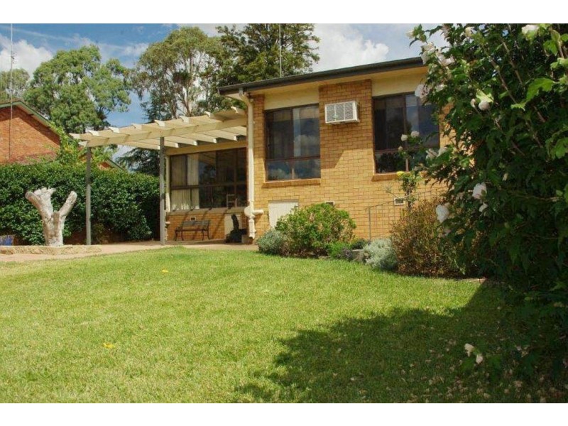 2 Riverview Avenue, Wellington NSW 2820