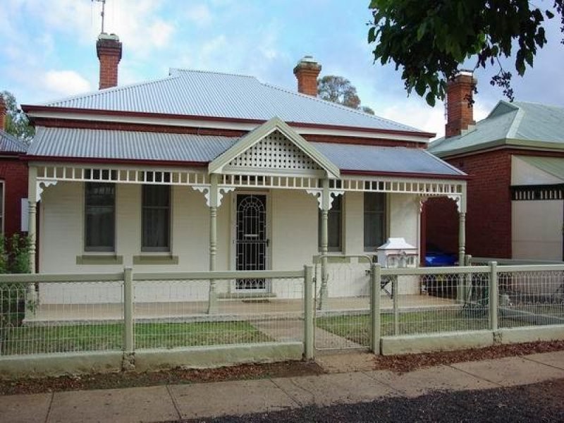 85 Simpson Street, Wellington NSW 2820