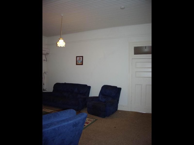 85 Simpson Street, Wellington NSW 2820